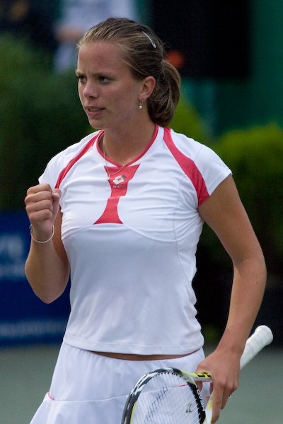 itf woman itf woman